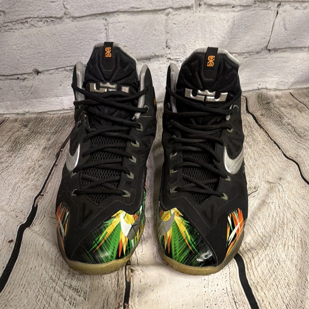 Nike LeBron 11 Everglades 2014- Size 9.5
